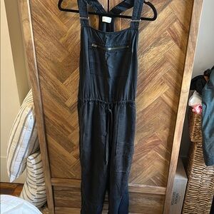 Black Sleeveless Jumpsuit